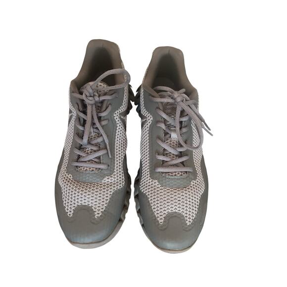 Reebok Zig Tech Original Men’s Size 10 Gray Running Jogging Athletic Shoes - Picture 1 of 7